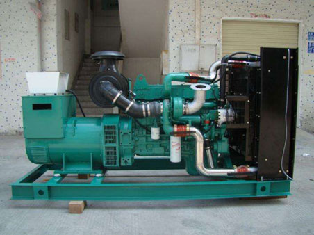 沁源1100kw康明斯柴油发电机组图片 沁源1100kw康明斯柴油发电机组图片